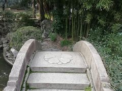 -汇龙潭