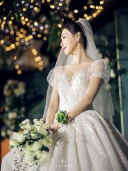 -红丝高端婚礼中心(旗舰店)