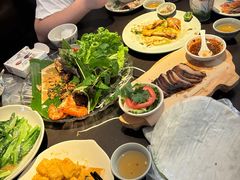 -大头虾越式风味餐厅(光明广场店)