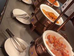 -牛YO寿喜烧·铁板烧和牛火锅自助(市府恒隆店)