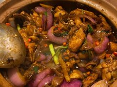 -胡须佬鸡煲四季火锅店(石厦西村直营店)