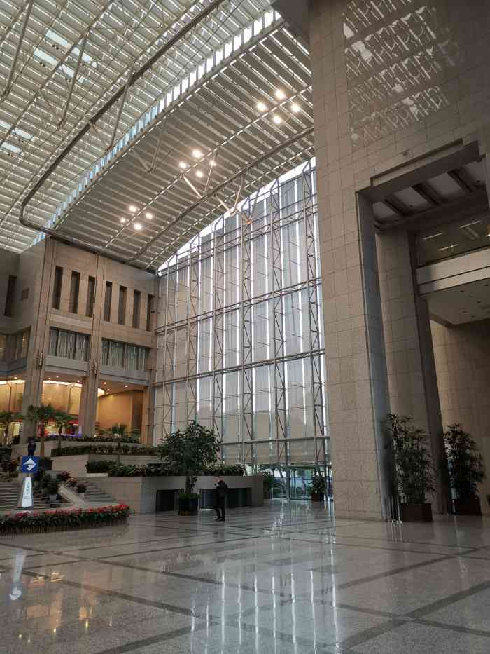 上海银行(上海市总行)-"随手点了下抽奖就中了.总行的接待人员态.