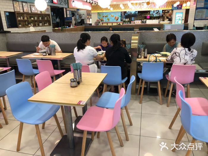 小杨生煎(成山巴黎春天店)大堂图片