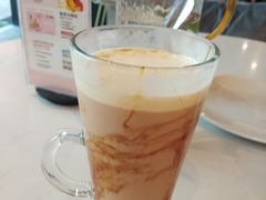 海盐焦糖培根风味奶盖茶-必胜客(天河城店)