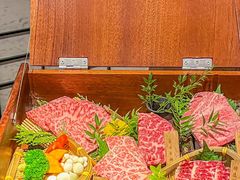 -山川小町·极番烧肉(新地假日广场店)