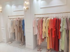 -nana showroom娜娜家服装店