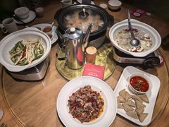 -巢爷老味(东方红店)