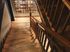 -猫的天空之城概念书店(杭州南宋御街店)