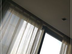-西安绿地假日酒店