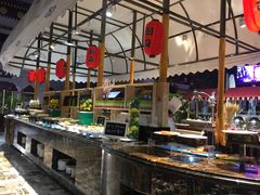 自助取餐区-拉萨圣地天堂洲际大饭店-自助餐厅
