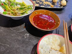-巴四老城区炭火蛙锅(张江店)