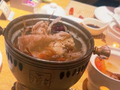 -雍和会海鲜姿造自助(湖东路店)