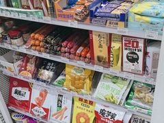 -全家便利店(宜山路站店)