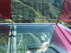 七彩玻璃栈桥-十渡东湖港风景区