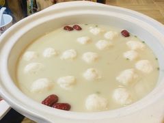 -黄泥岗·地道湖北菜(奥特莱斯店)