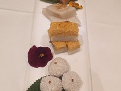 -贝勒爷·酥不腻烤鸭
