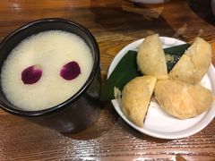 鲜花饼-云海肴·云南小炒·汽锅鸡(天津国金汇店)