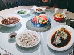 -鸭王烤鸭店(三里河店)