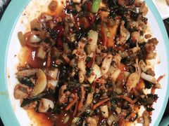 腌菜炒肉-阿鹏故事云南野生菌火锅(人民路店)
