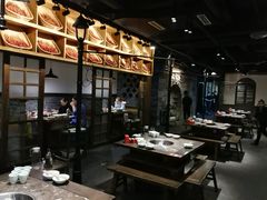 大堂-红九格老火锅(三峡广场店)