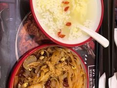 -十三朝牛馍王擀面皮(骡马市店)