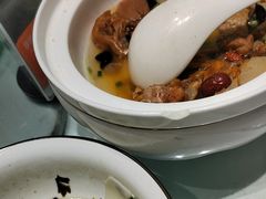 -江城小馆陕南妈妈菜·全球旅行餐厅(钟楼店)