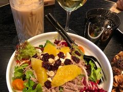 -wineapp葡萄酒餐吧(外滩金融中心店)