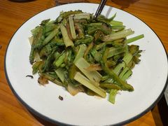 -莲餐厅·湖北菜·潜江小龙虾店(愚园路店)