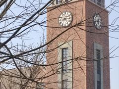 -天津京基皇冠假日酒店