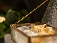 -领鲜天下·焗海鲜·花胶鸡(天目里店)