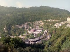 -抱犊寨风景区