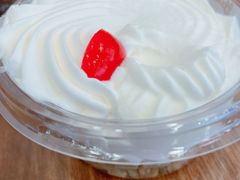 -红宝石·鲜奶小方·海派西点房(控江店)