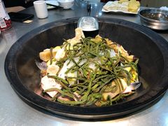 -屯老二农家铁锅炖·行业领军者(梅江店)