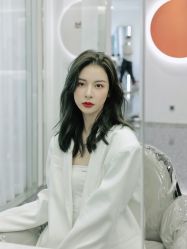 -AYO SALON