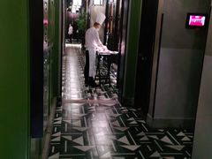 -贝勒爷·酥不腻烤鸭
