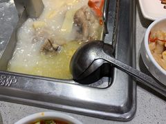 -海底捞火锅(新松江路店)