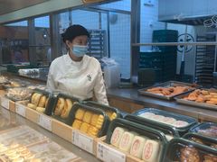 面包甜点陈列柜-泸溪河桃酥(欧尚店)