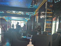 -屋有岛沉浸游戏旗舰店(中山公园店)