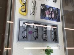 -明月眼镜(三坝店)