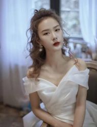 点击看大图 -LOVE SHINE婚纱·红鼎庄龙凤褂·妈妈装定制