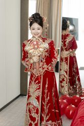 -艾米丽婚纱礼服