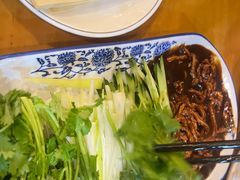 京酱肉丝-鹤乡东北菜(崮山路店)