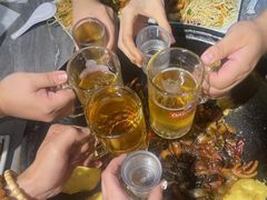 -铁锅人家大锅台铁锅炖·干锅(小香猪杀猪西林店)