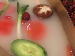 -小龙坎火锅(湖滨银泰in77店)