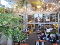 -ROAST coffee & eatery