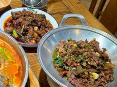 -亮欢寨酸汤鱼(沙冲路店)