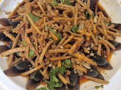 -刘胖子家常菜·蹄花焖藕(中南店)