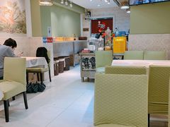 大堂-丽丽三鲜螺蛳粉(田林路店)