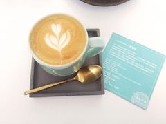 -UNI UNI(环亚凯瑟琳店)