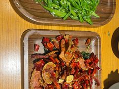 -隔壁老王·家常云南菜(花巷店)